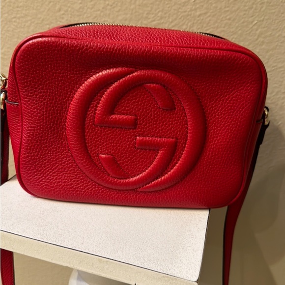 gucci soho disco Handbags - Like New! Authentic Gucci Red Leather Crossbody Bag